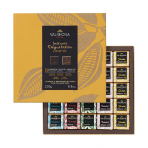 Coffret 50 carrés noir & lait VALRHONA Les Initiès – 250g